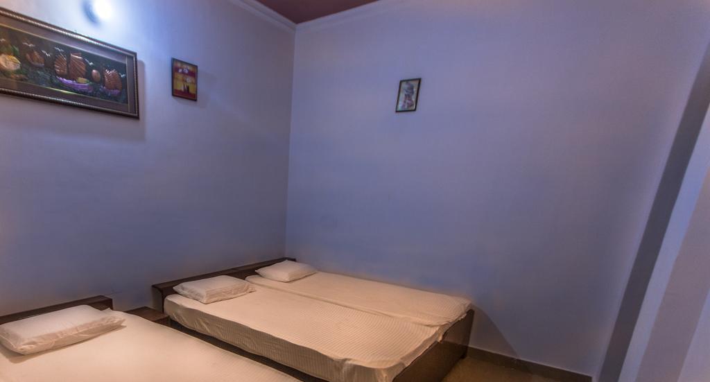 Albergue Backpacker Panda Friends - Agra Agra  Exterior foto